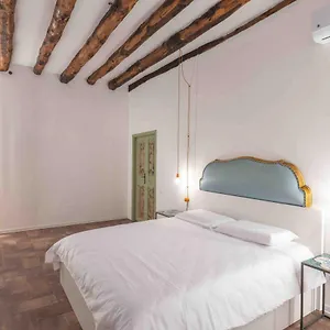 Apartamento Calderai 82 1 E 2, Palermo